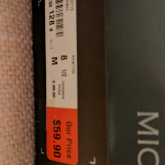 Heels worn once for a wedding - Picture 2 of 3